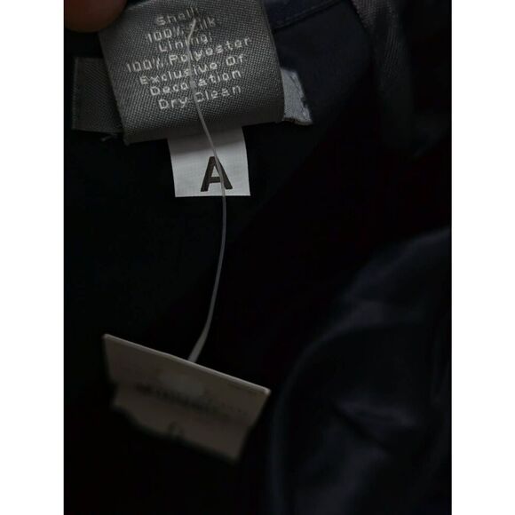 Ann Taylor Silk one-shoulder top size 6 - Picture 5 of 5